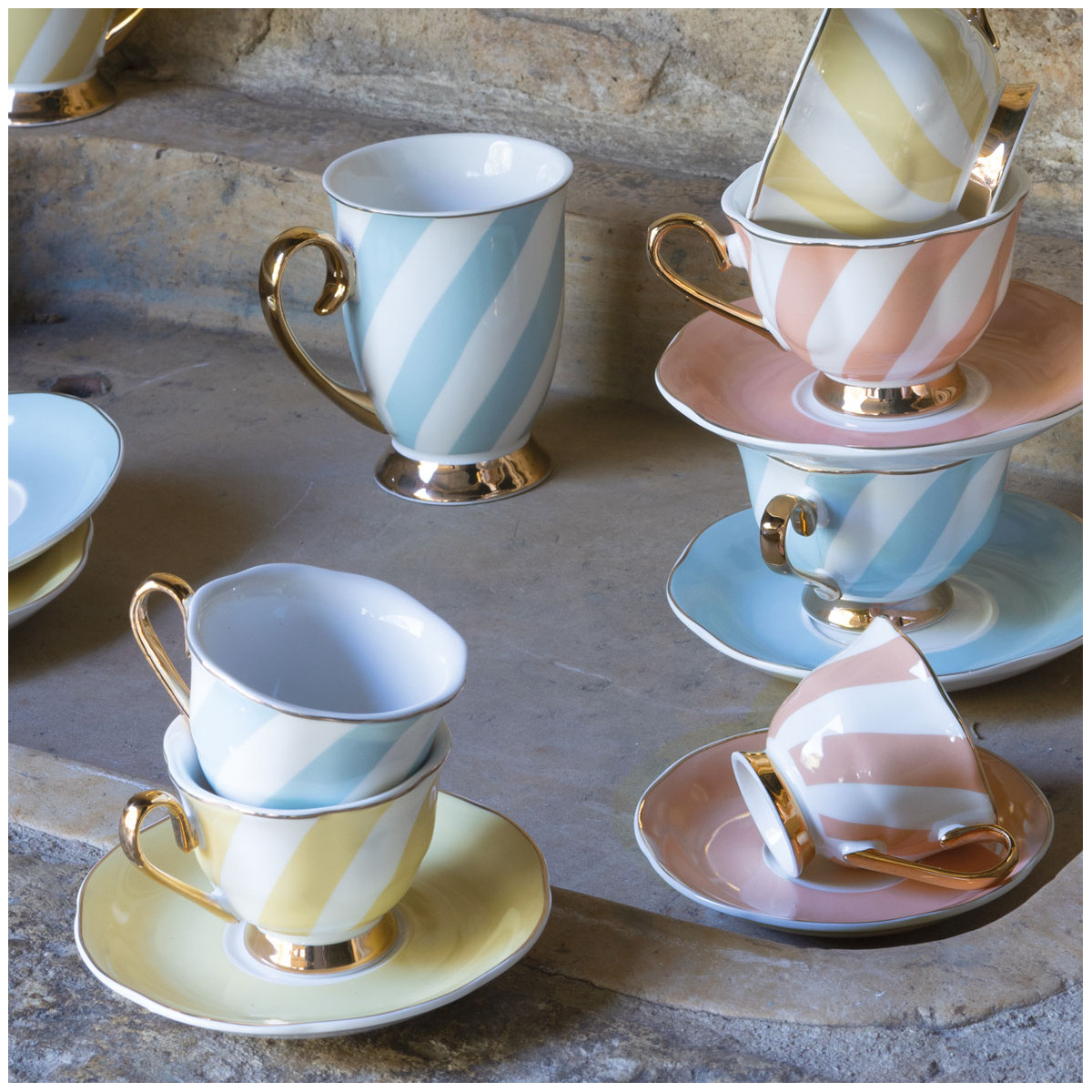Taza de café con plato Madame de Récamier – Azul pastel - Imagen 2