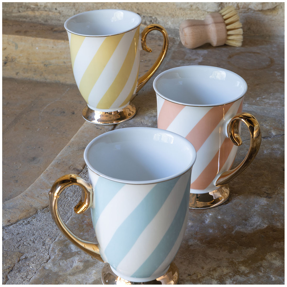 Taza a rayas Madame de Récamier – Amarillo pastel - Imagen 2