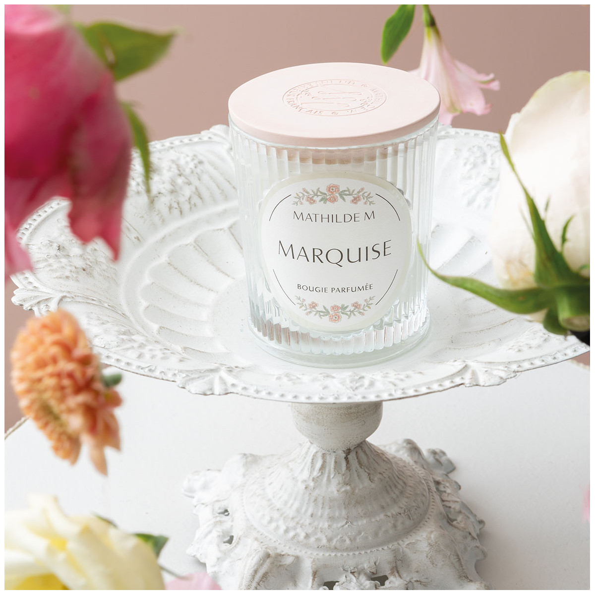 Vela perfumada Les Intemporelles en Fleurs – Marquise (145 g) - Imagen 4