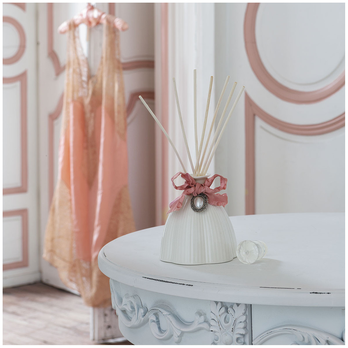Mesa pedestal Rosalie – Blanco envejecido - Imagen 4